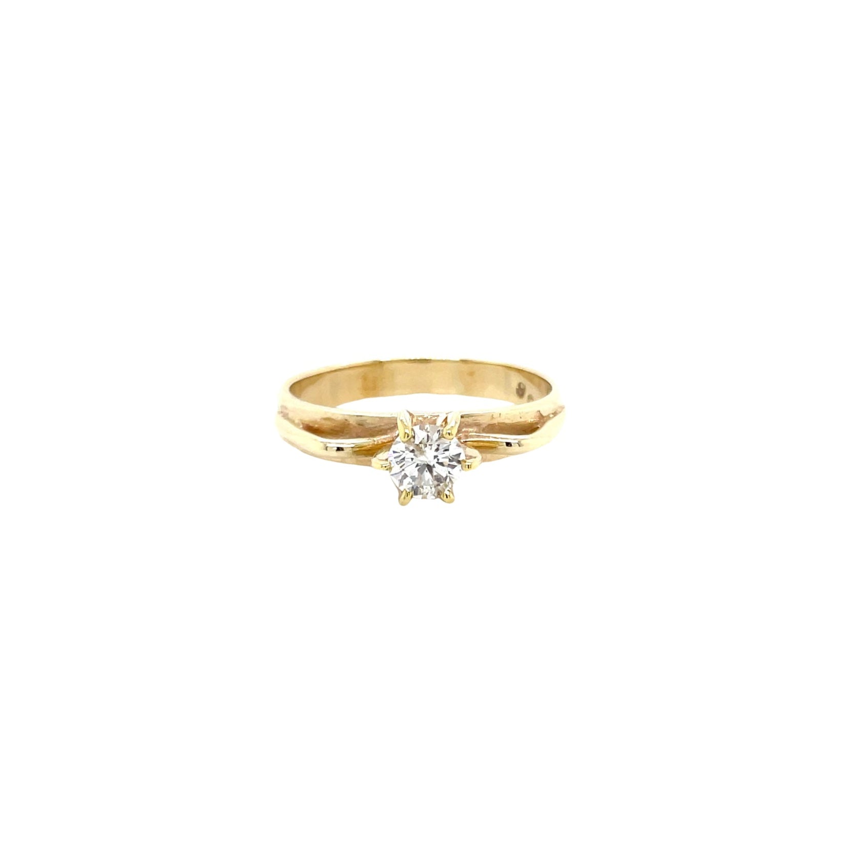 9ct Yellow Gold Solitaire Ring
