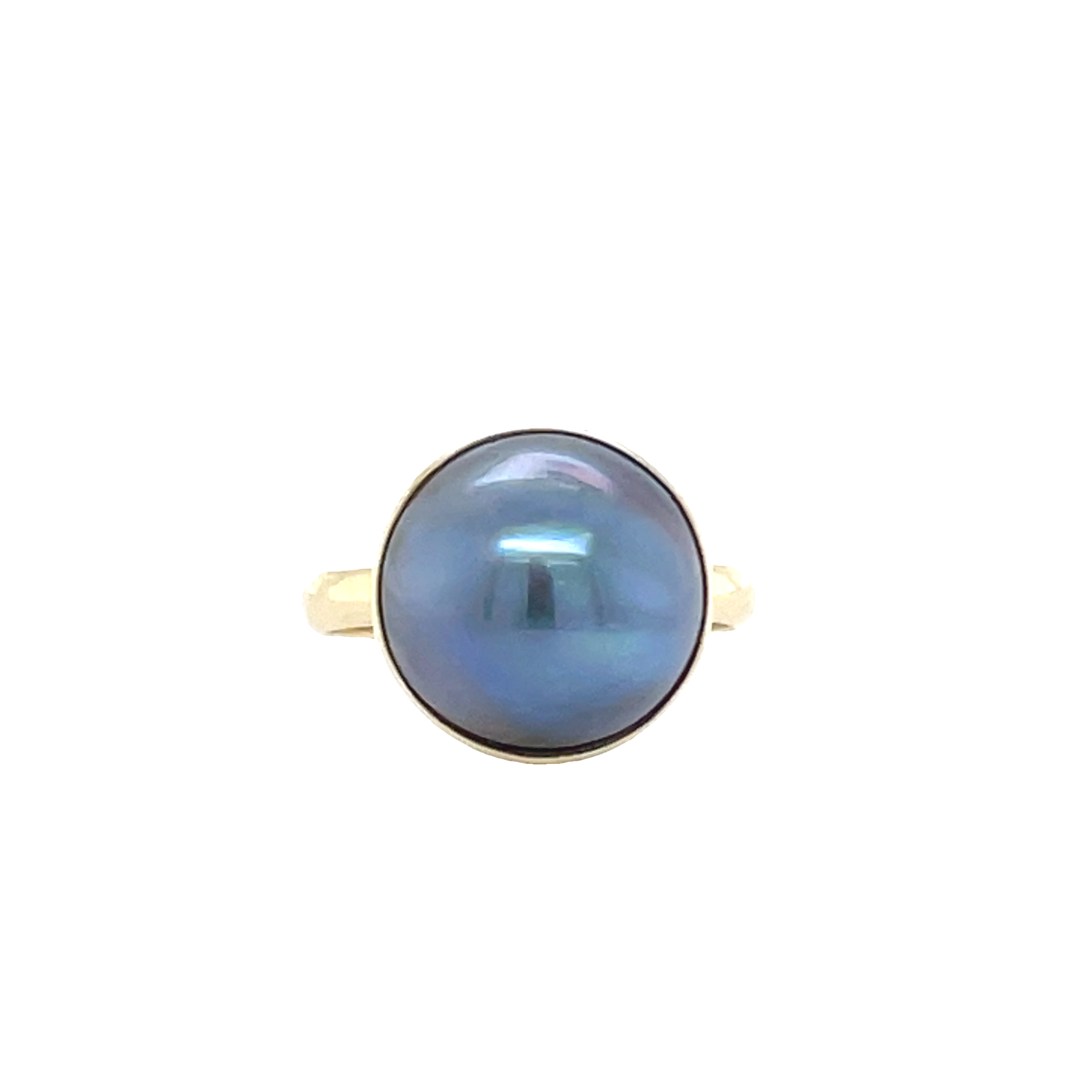 9ct Yellow Gold Grey Mabe Pearl Dress Ring