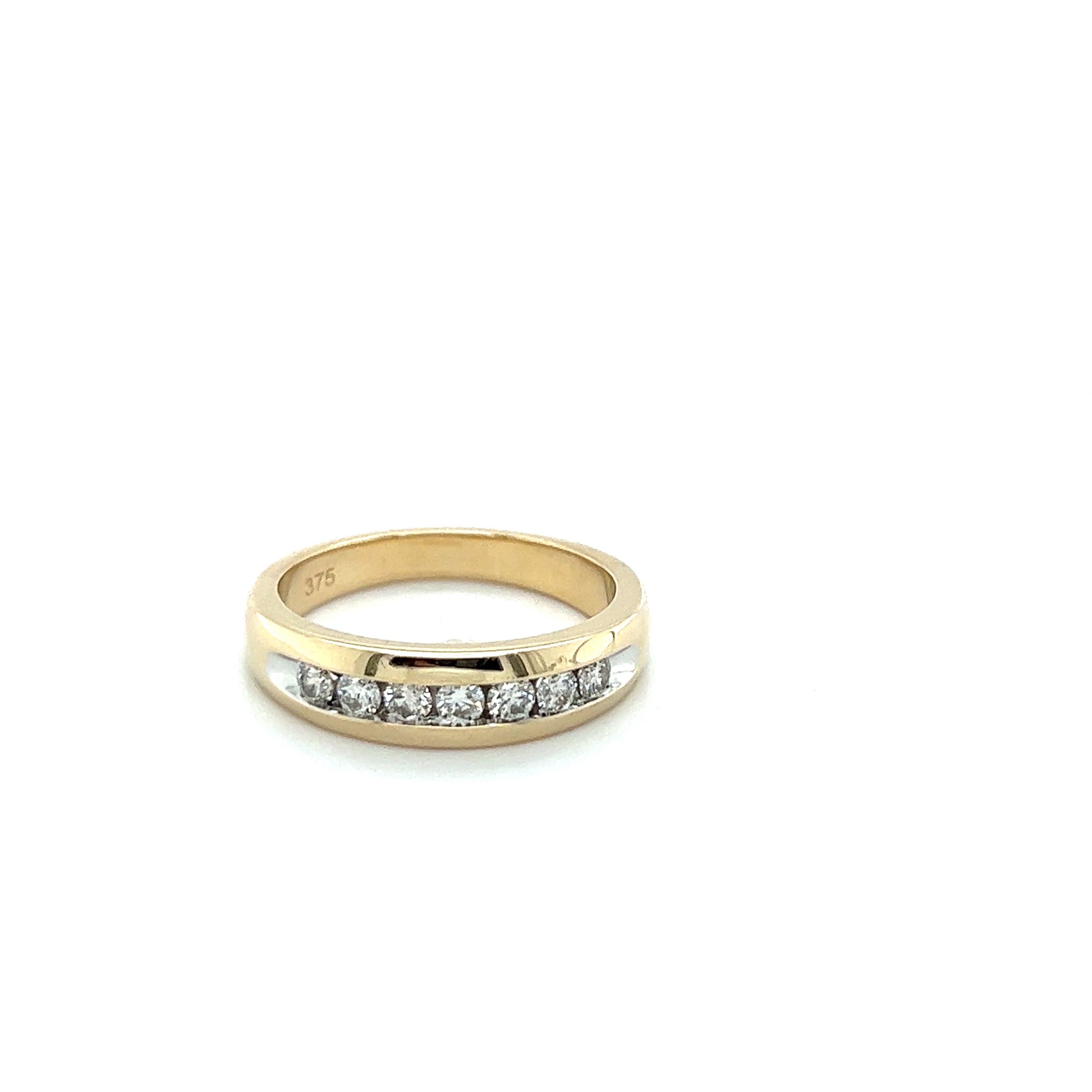 9ct yellow gold diamond band