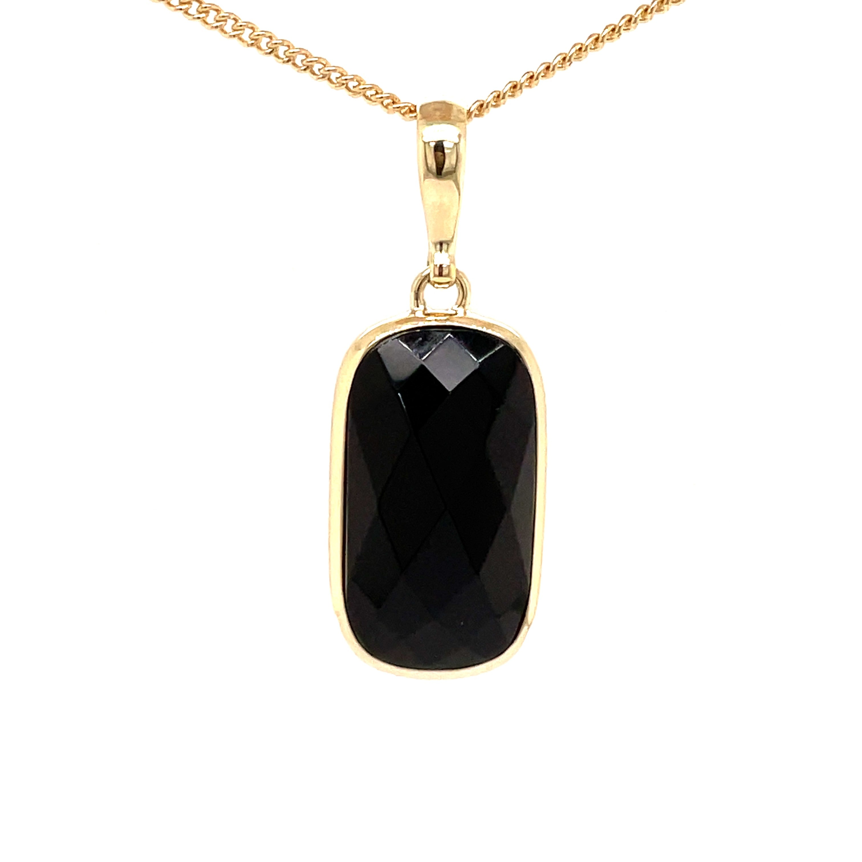 9ct Yellow Gold Black Onyx Pendant