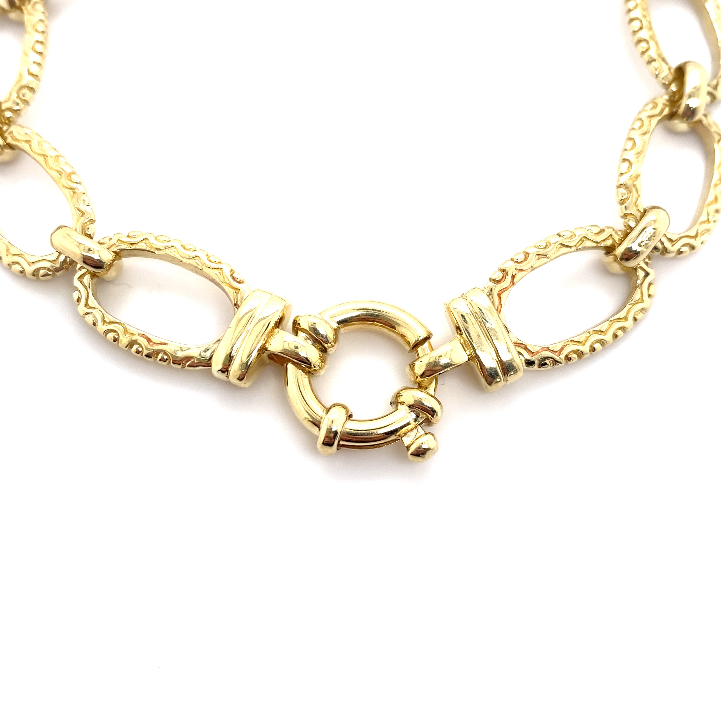 9ct yellow gold pattern bracelet
