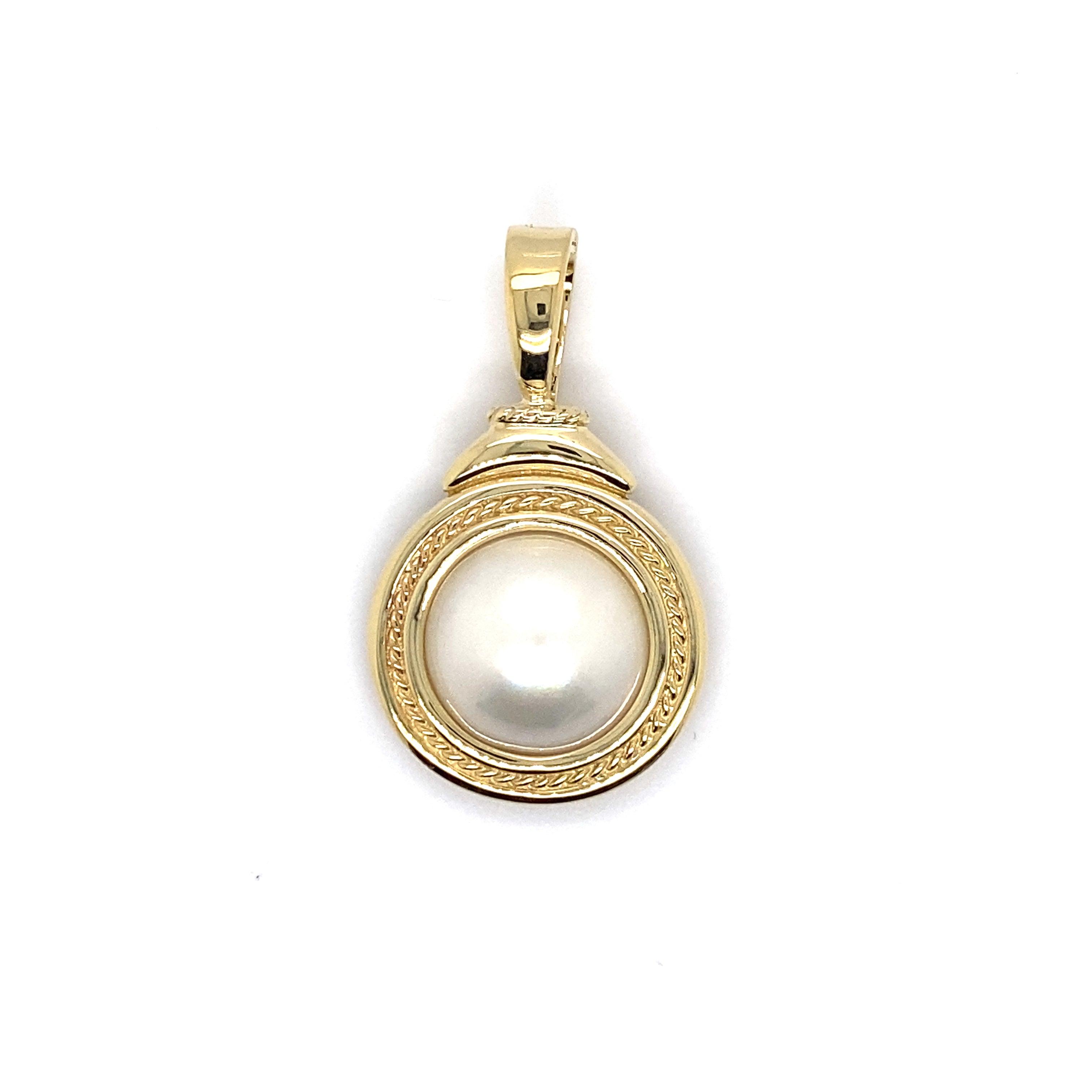 9ct yellow gold pearl enhancer.