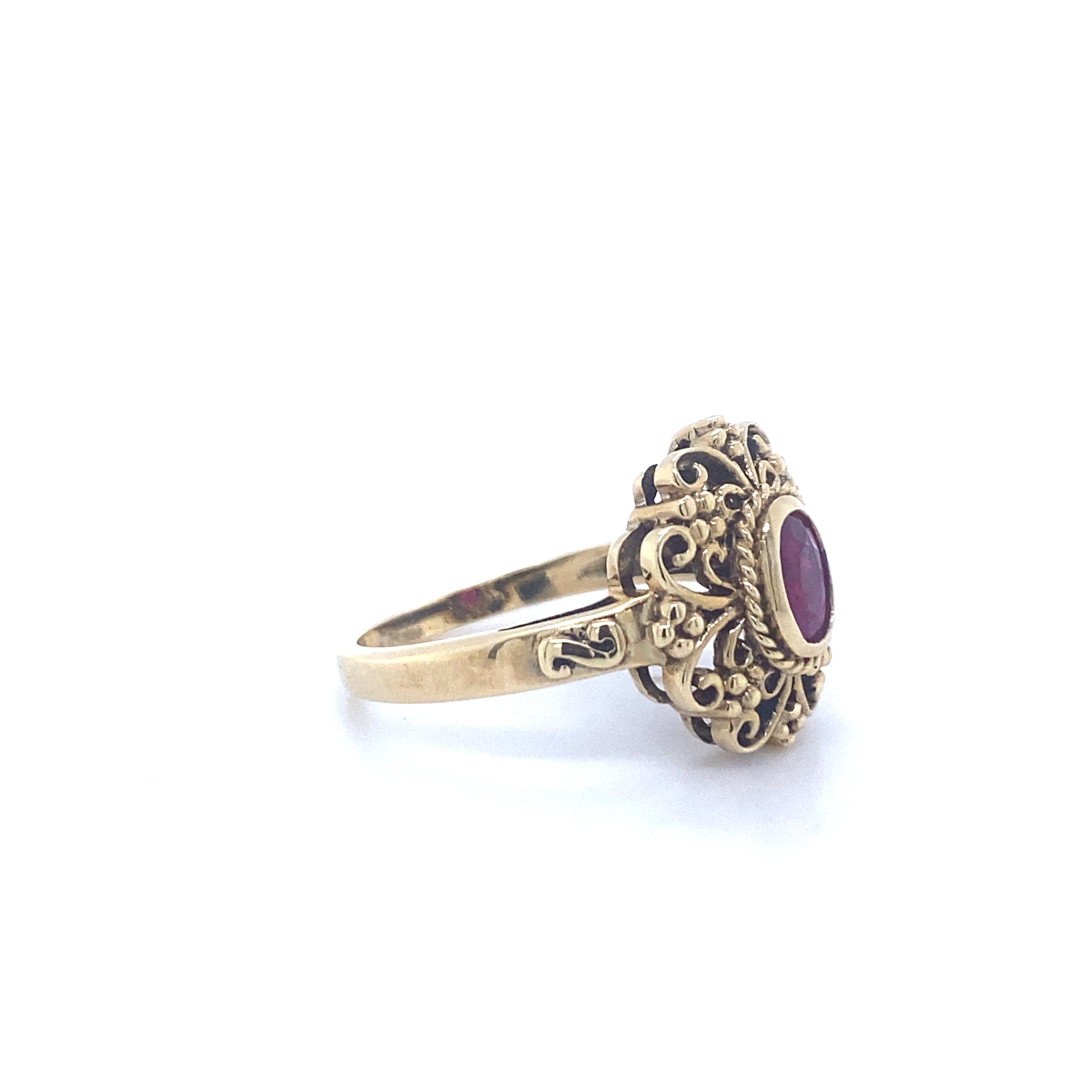 9ct yellow gold ruby ring.