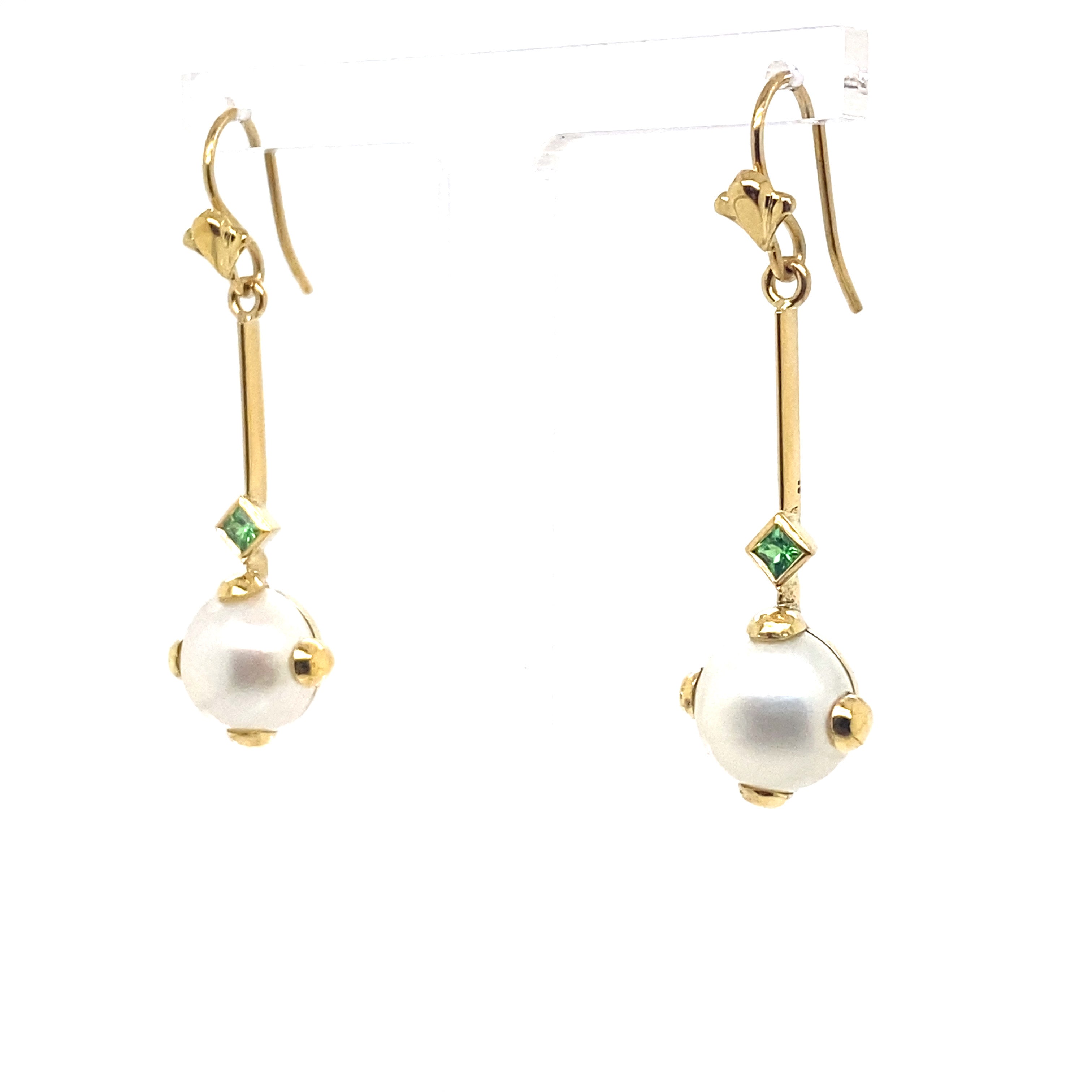 18ct Yellow Gold Mabe Pearl and Tsavorite Garnet Custom Made Earrings