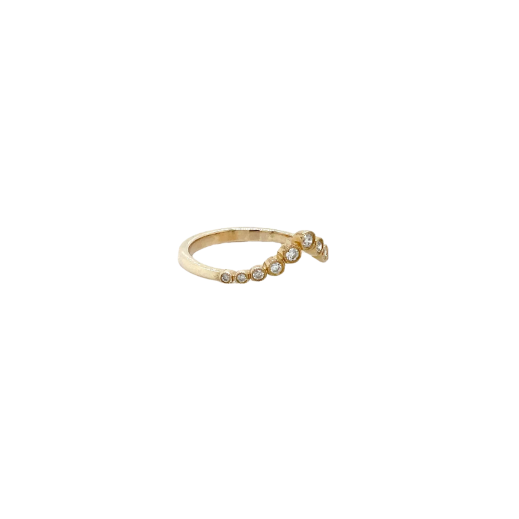 9ct Yellow Gold V Shape Diamond Wedder