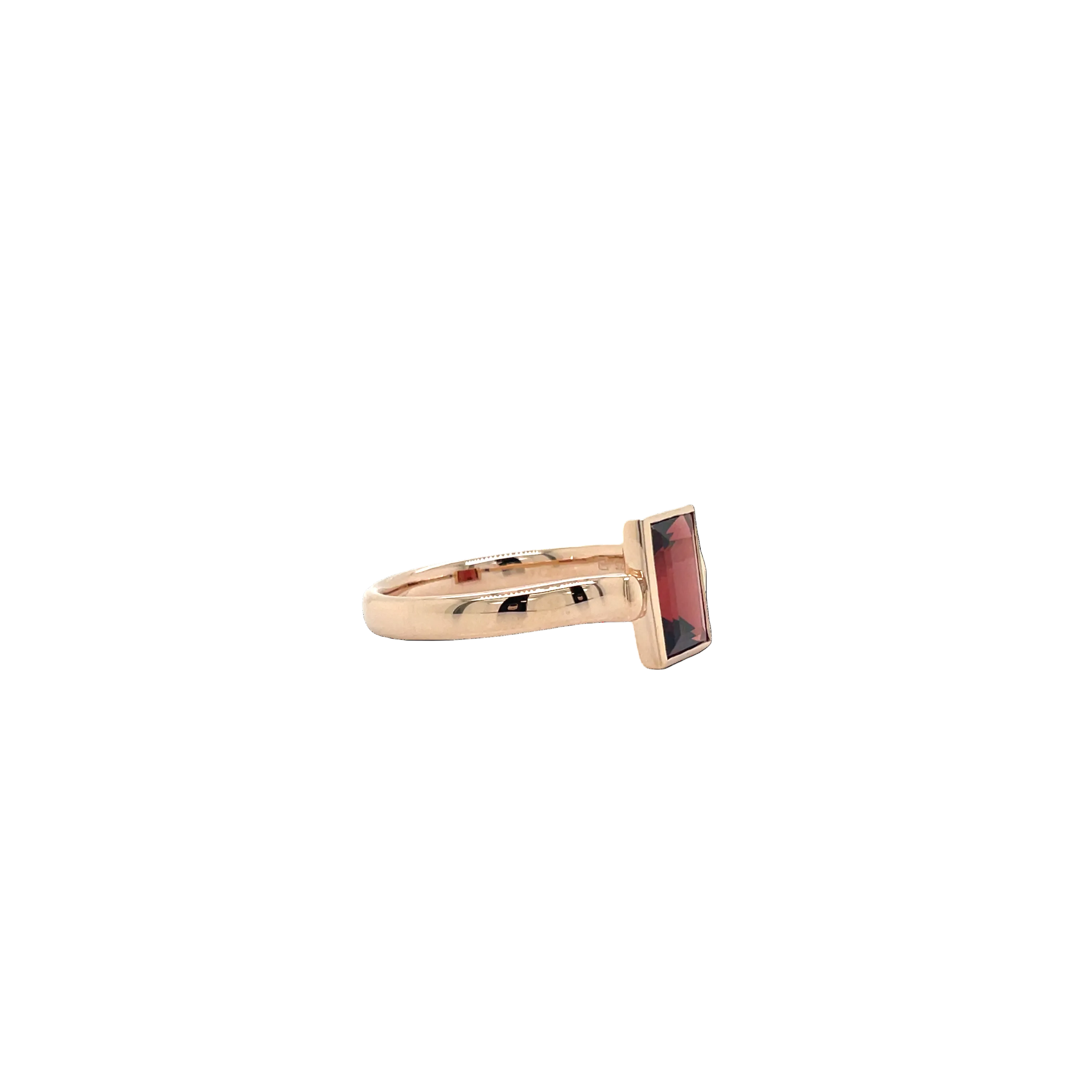9ct Rose Gold Emerald Cut Garnet Dress Ring