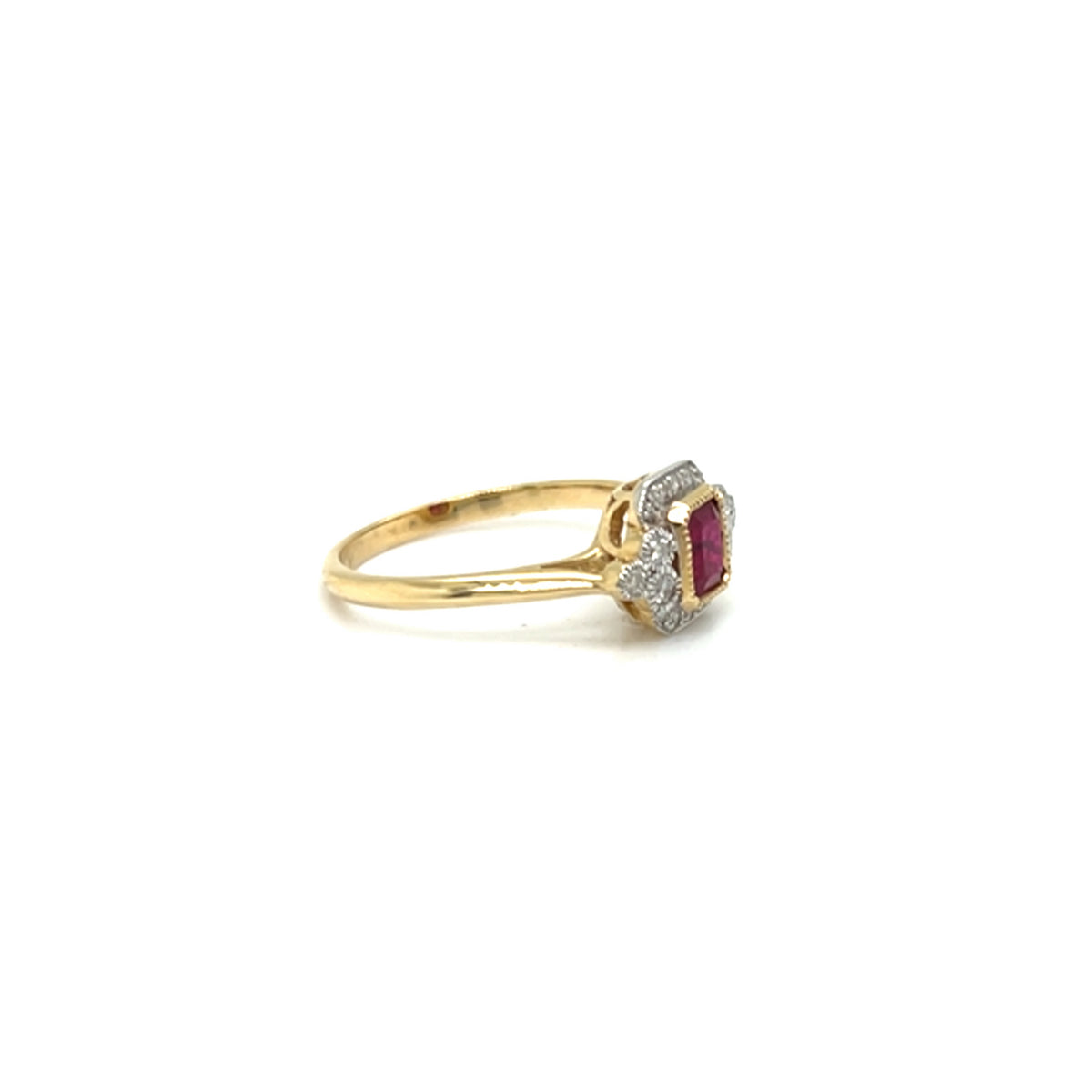 yellow gold ruby ring