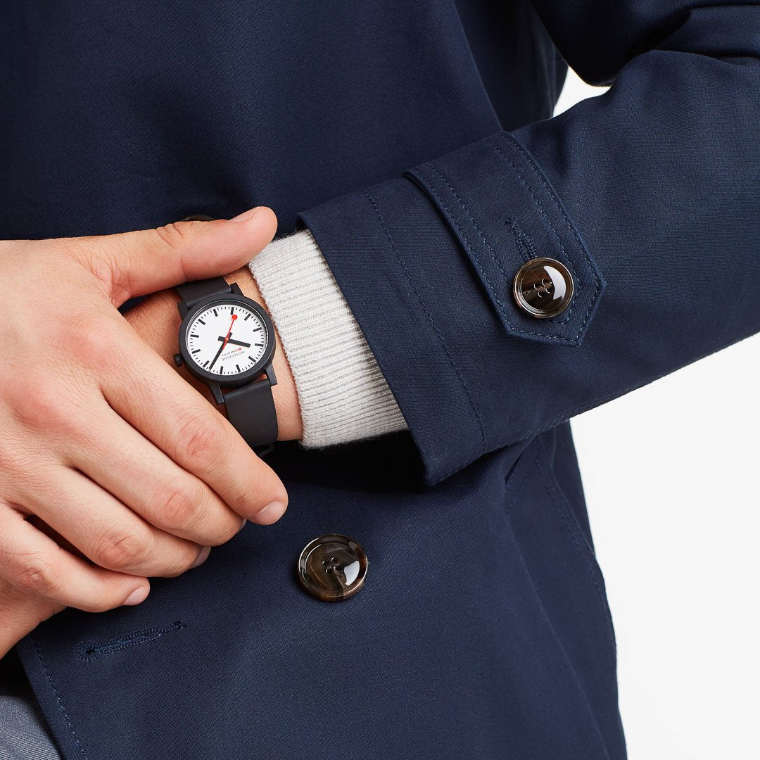 Mondaine Official Swiss Railways essence