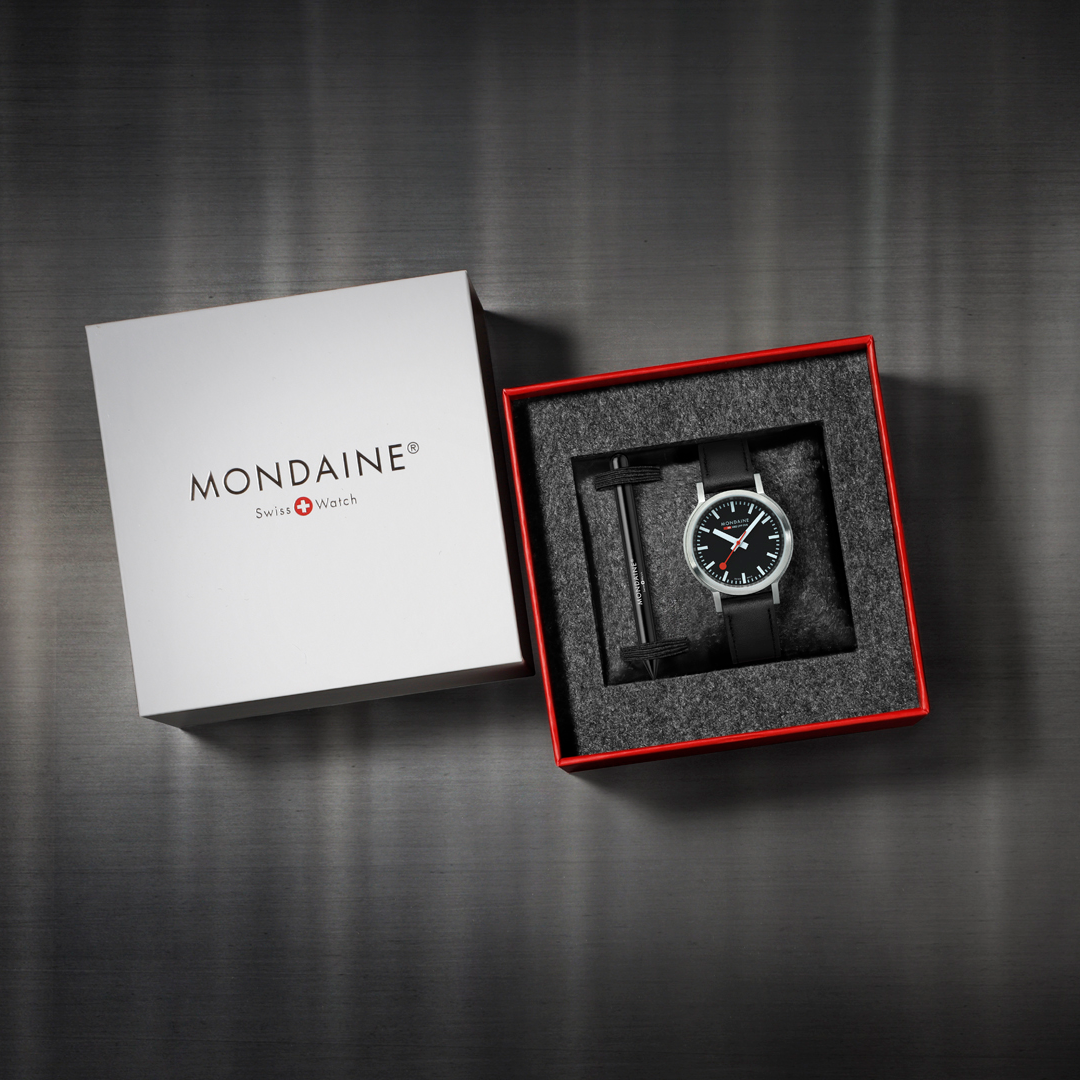 Mondaine Official Swiss Railways Stop2Go Automatic Super-LumiNova® 34mm Watch