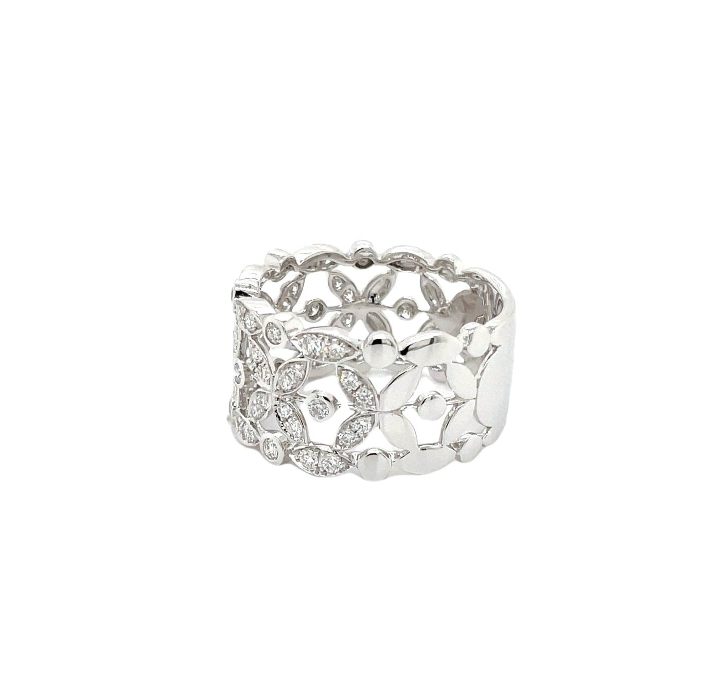 9ct White Gold Wide Patterned Diamond Ring
