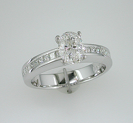 18ct white gold Diamond Engagement Ring